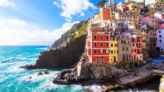 Les falaises et les maisons de Riomaggiore