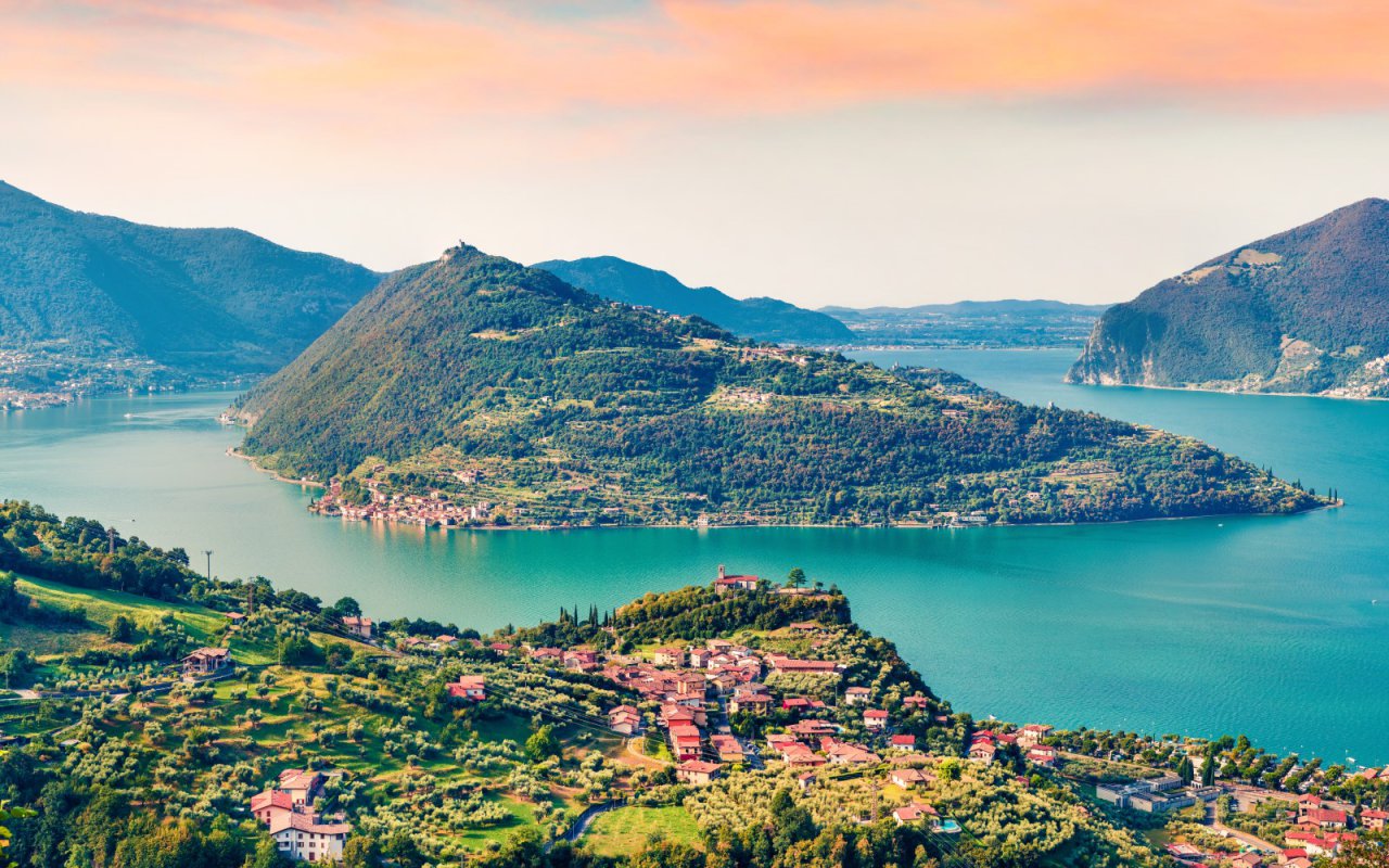 Le lac d'Iseo vu du ciel