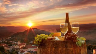  Dégustation de vin au coucher de soleil 