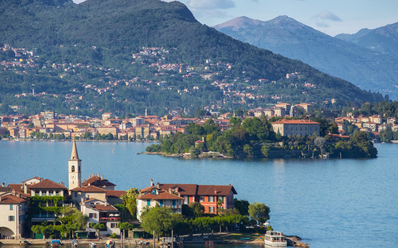 Le lac majeur en Italie