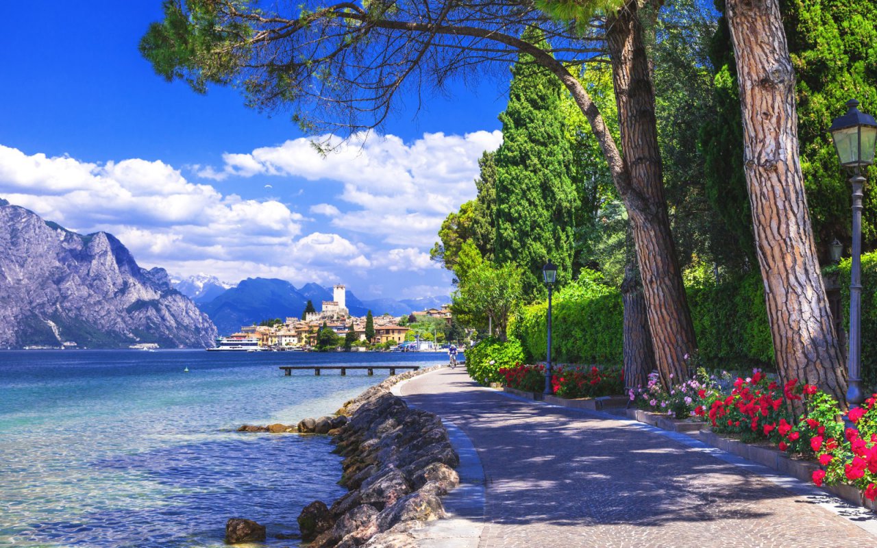 Les rives du lac de Garde à Malcesine