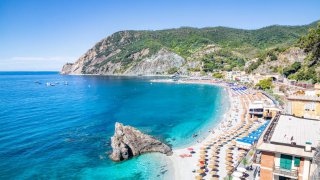  La plage de Monterosso al Mare 